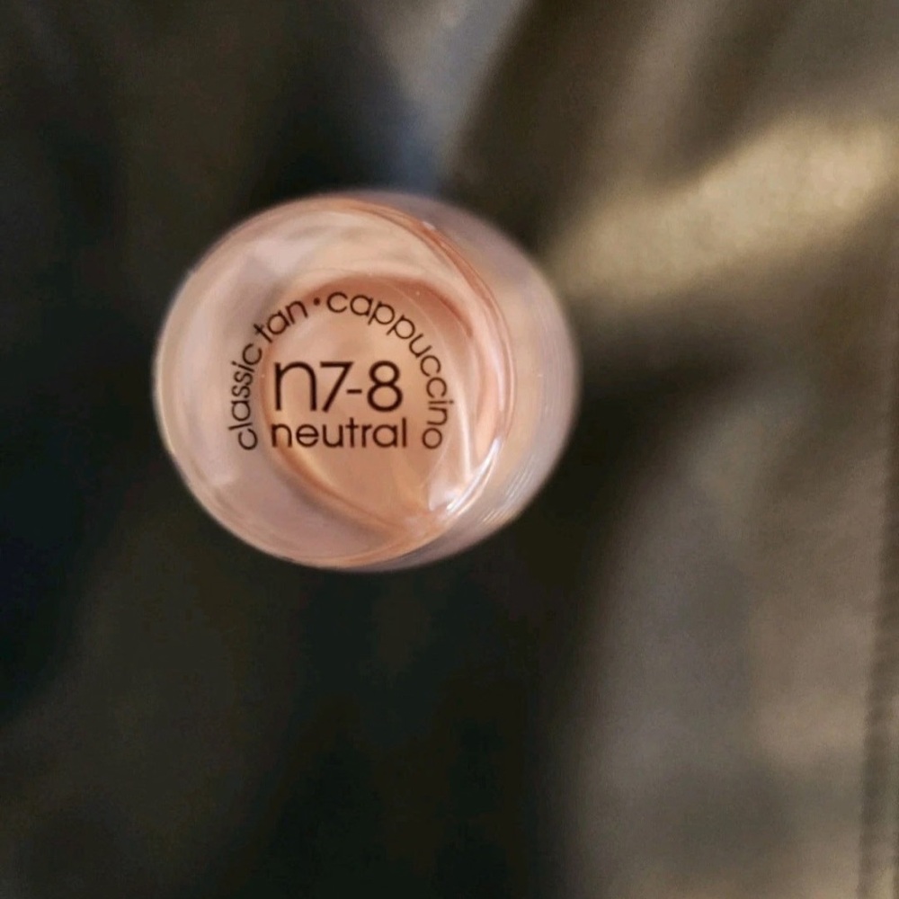 L'oreal True Match Lumi Healthy Luminous Makeup N7-8 Neutral SPF 20 SEALED - Picture 3 of 3